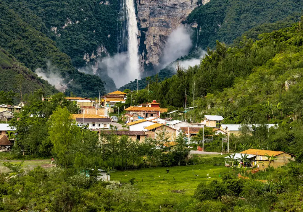 Las 4 Cataratas Más Impresionantes de Amazonas que Debes Visitar 1 image 1 hotel chachpoyas
